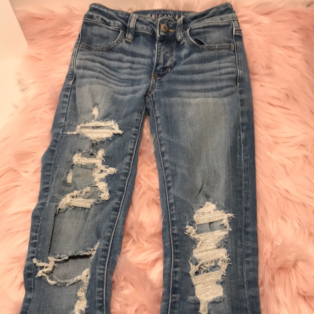 American eagle ripped jeans